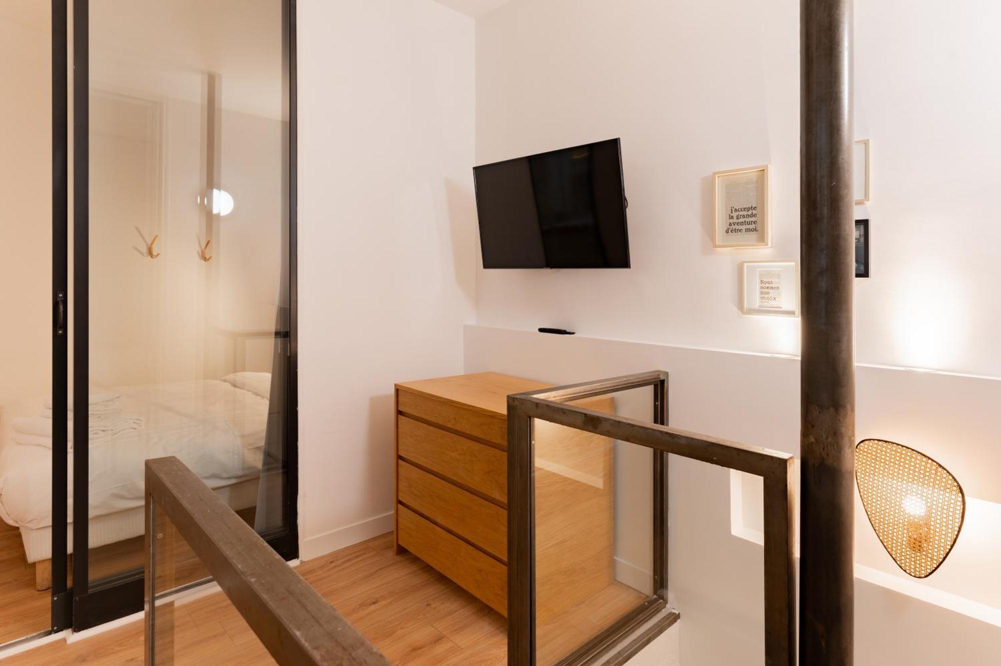St Germain Sartre Chicsuites باريس المظهر الخارجي الصورة