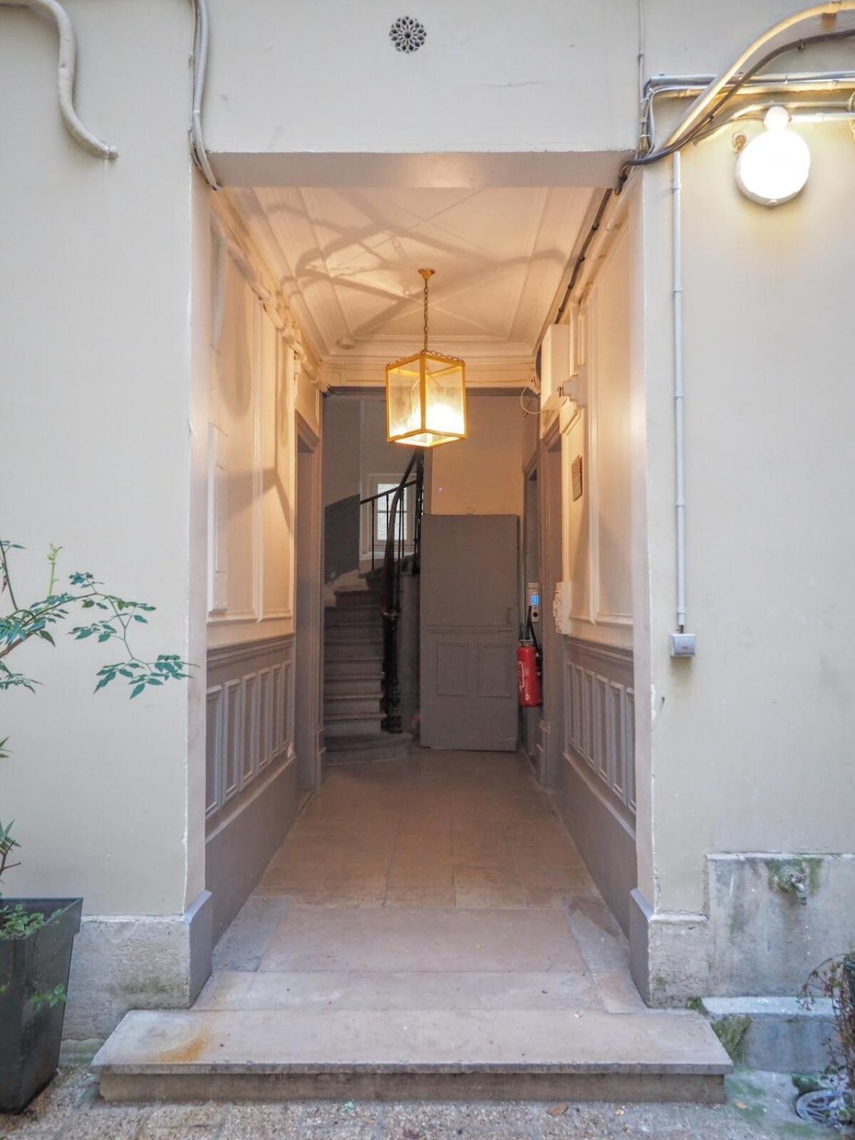 St Germain Sartre Chicsuites باريس المظهر الخارجي الصورة